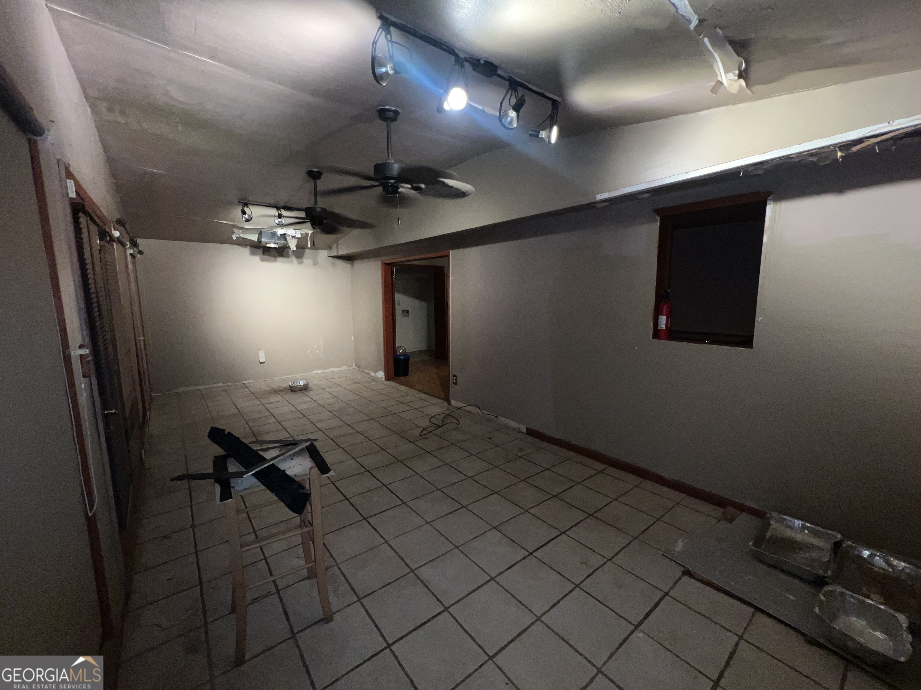 Pine Meadows - Residential