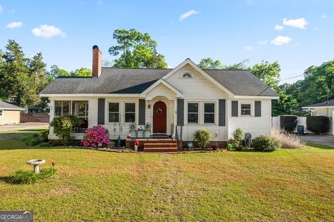 Photo of 209 W Fairmount Ave, Cedartown, GA 30125 (MLS # 10767995)