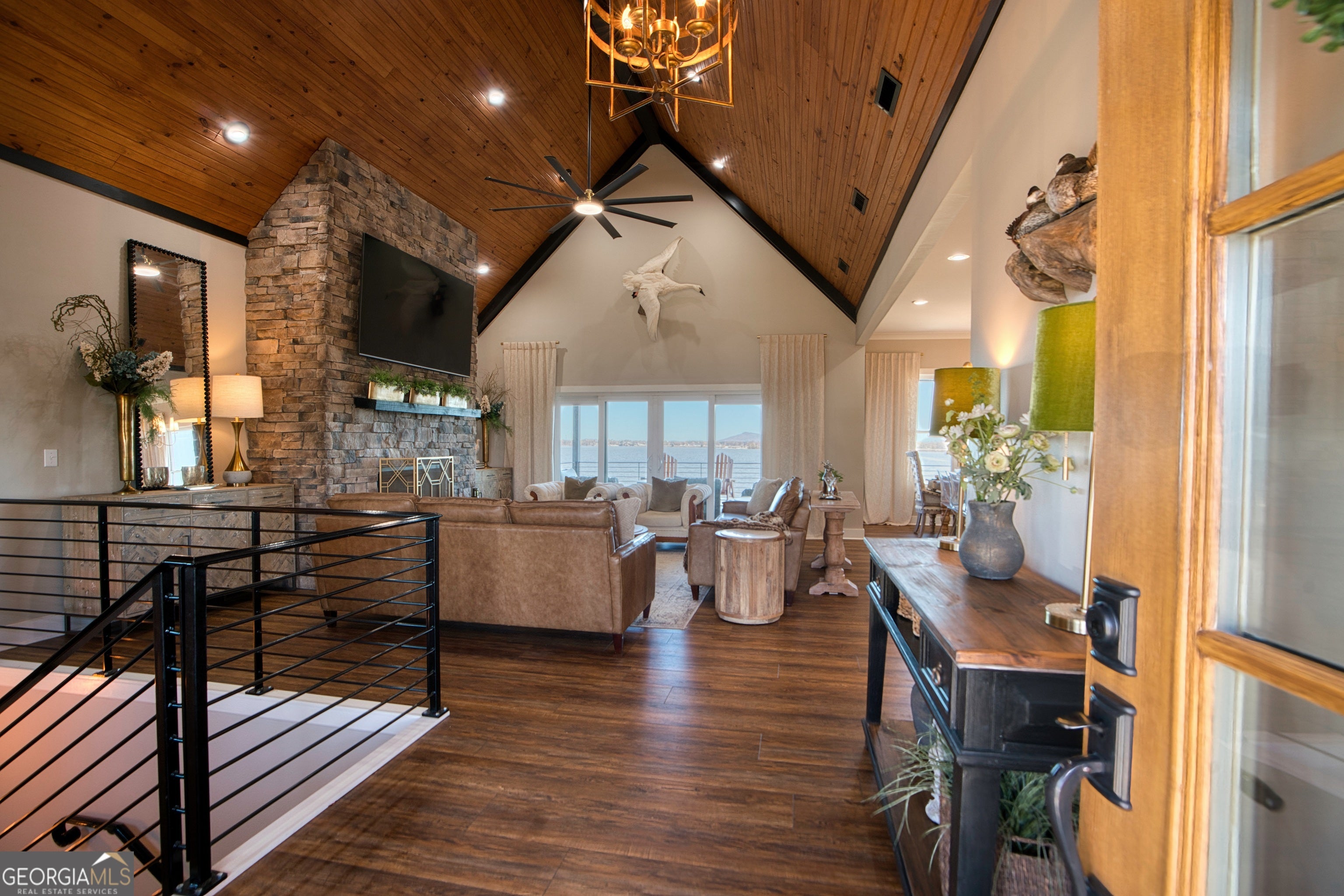 204 County Road 469