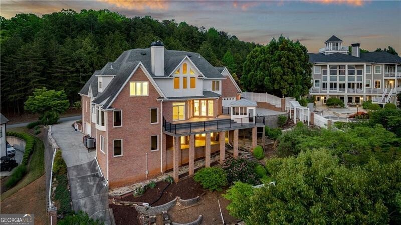 3143 Winding Lake DR