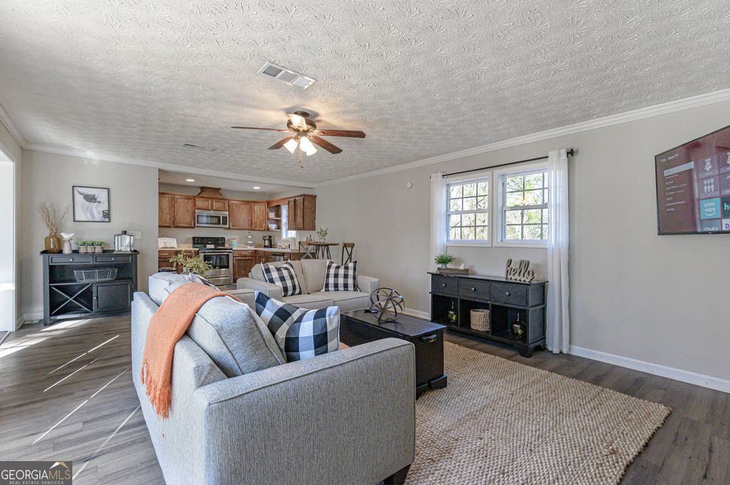 Photo of 196 Etowah Drive, Cartersville, GA 30120 (MLS # 10588230)