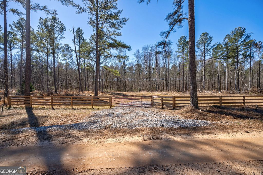Photo of 0 Faust Farm Road, Crawford, GA 30630 (MLS # 10693588)