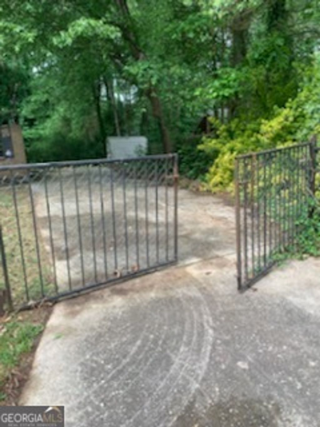 Photo of 8265 Attleboro Drive, Jonesboro, GA 30238 (MLS # 10762500)