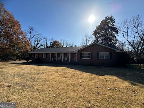 A home in Fort Valley