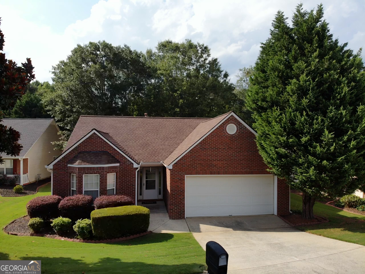 Rare find in sought after Bay Creek Commons with three bedroom plan! Perfectly located Active 55+ community with open floor plan and upgrades galore with LVP flooring, stainless steel appliances, fenced back yard and more. This gem also includes a breakfast bar, large family room with vaulted ceiling, covered back porch, HUGE walk in close and tiled bathrooms. Community greenspace and covered pavillion/gazebo, perfect for entertaining. Schedule your showing today before this one gets away!