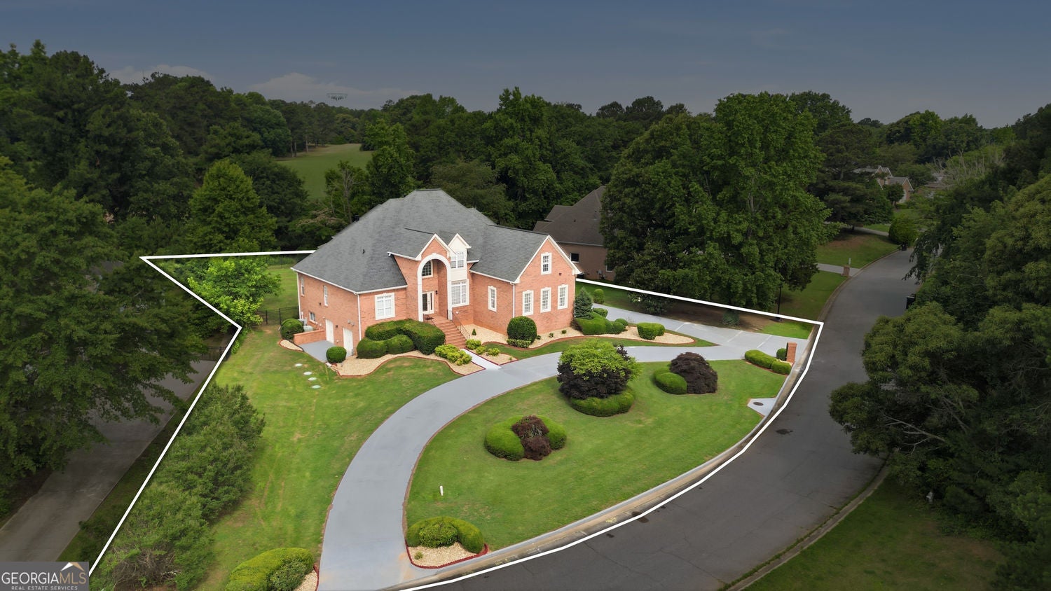 8079 Classic DR