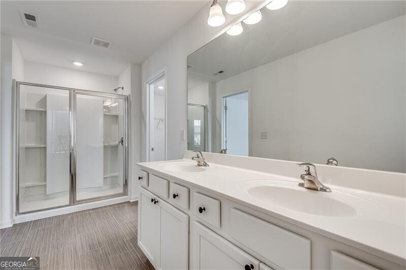 Duluth, Georgia 30097, United States, 3 Bedrooms Bedrooms, ,3 BathroomsBathrooms,Residential,Active,100773