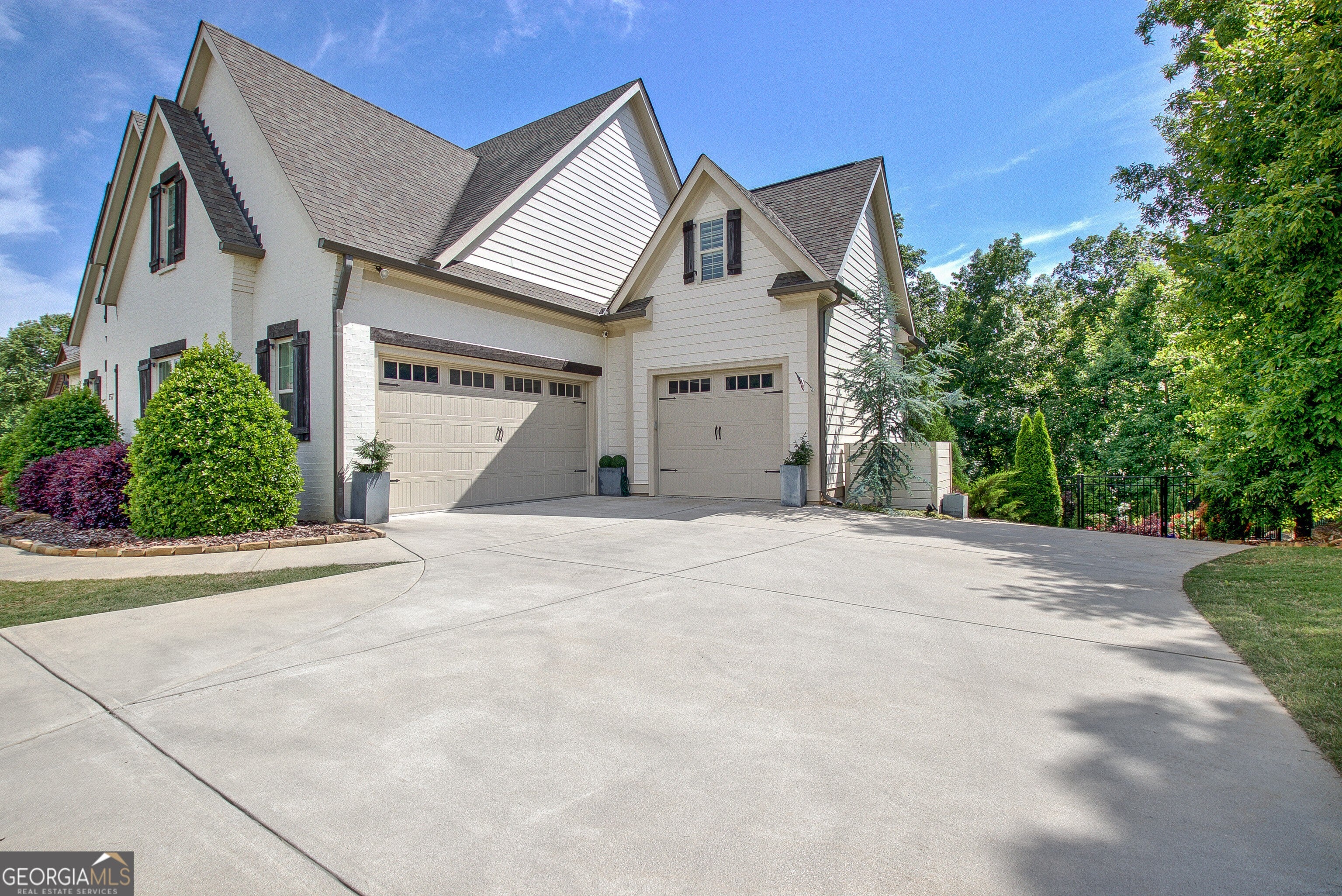 157 Waterlace WAY