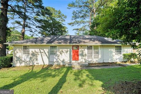 Photo of 1380 COLONY HILL Court, Stone Mountain, GA 30083 (MLS # 10556384)