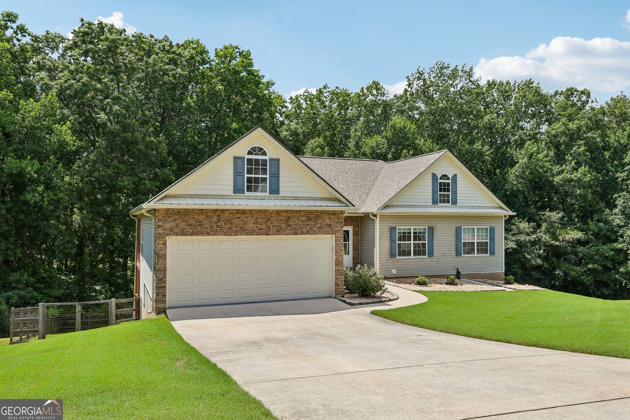 3576 Phoenix Cove DR