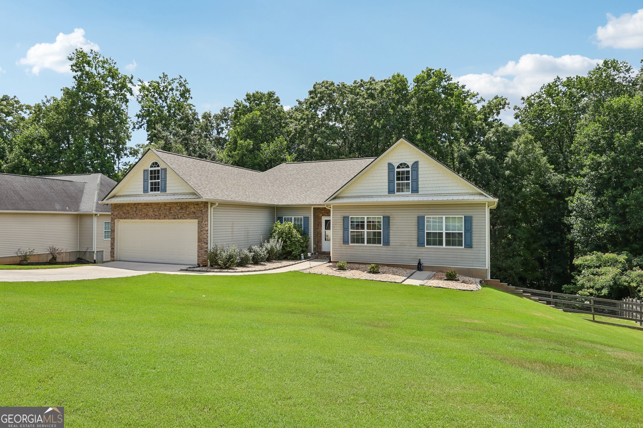 3576 Phoenix Cove DR