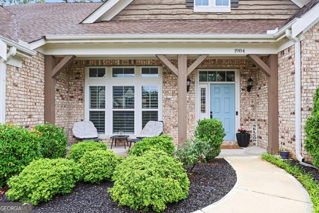 Photo of 1984 Clovercroft Road NW, Acworth, GA 30101 (MLS # 10789761)
