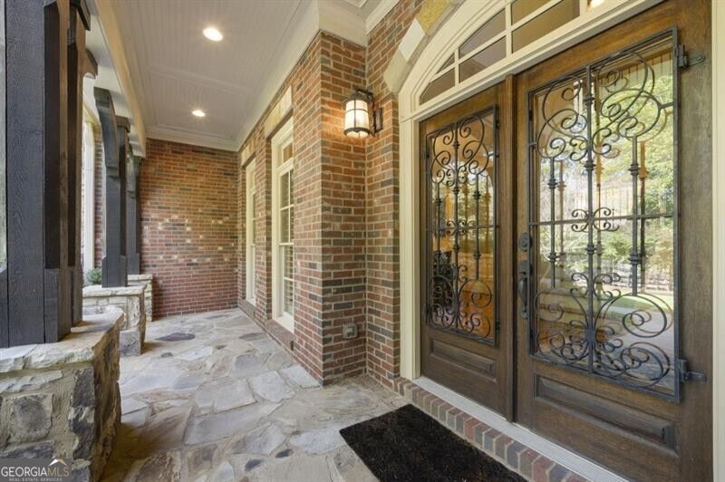 225 Skyridge DR