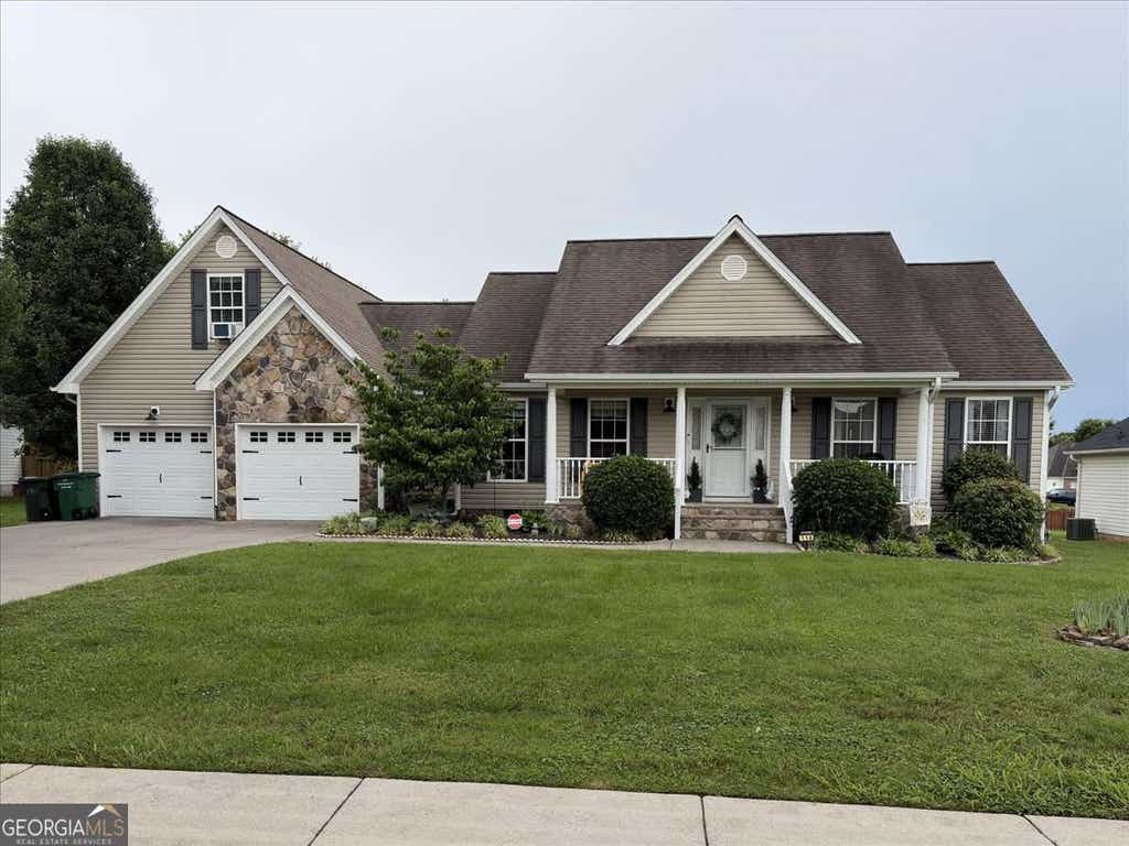 Photo of 118 Blue Heron Drive, Ringgold, GA 30736 (MLS # 10779695)