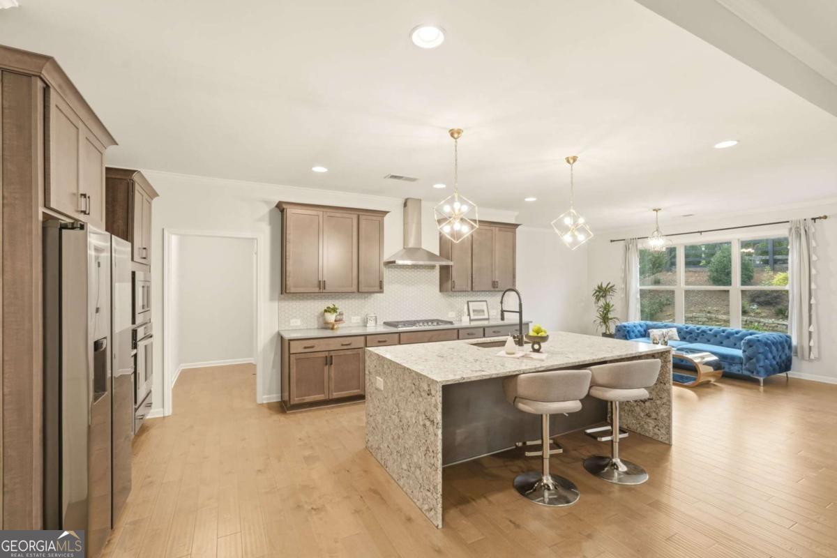 159 Waverly DR