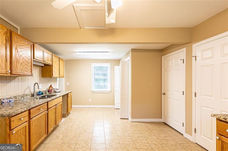 305 GROVE AVE SE