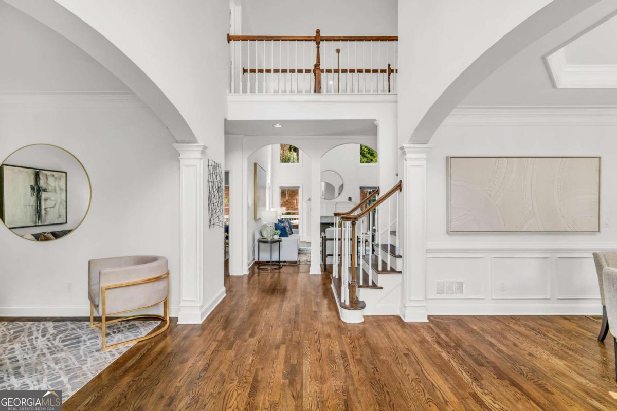 5750 Lake Heights CIR
