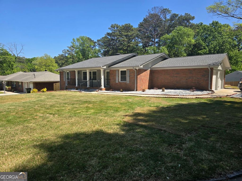 Photo of 3420 Northside Dr #UNIT A, Hapeville, GA 30354 (MLS # 10789183)