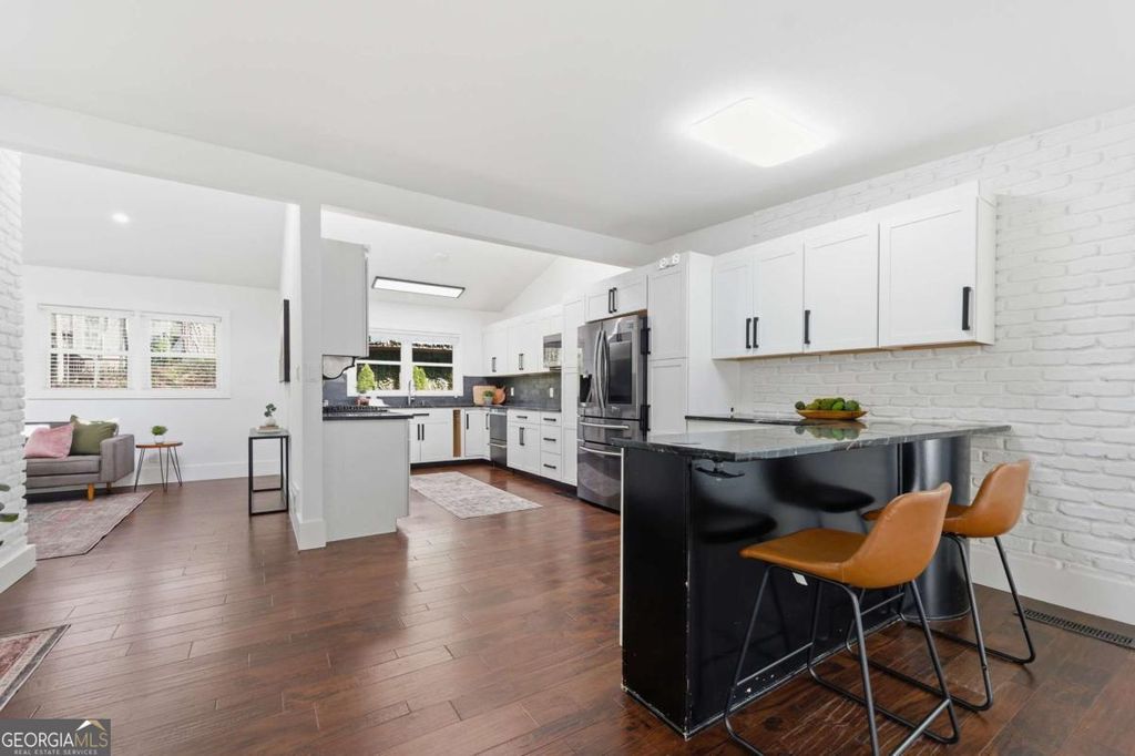 Photo of 951 Reed Road, Smyrna, GA 30082 (MLS # 10669610)