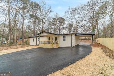 Photo of 3617 Bob White Lane, Loganville, GA 30052 (MLS # 10673021)