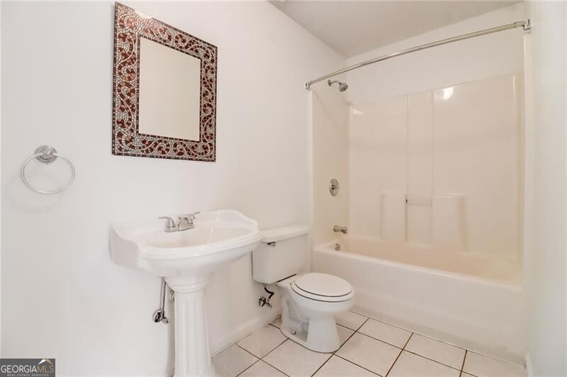 Acworth, Georgia 30101, United States, 4 Bedrooms Bedrooms, ,3 BathroomsBathrooms,Residential,Active,10252