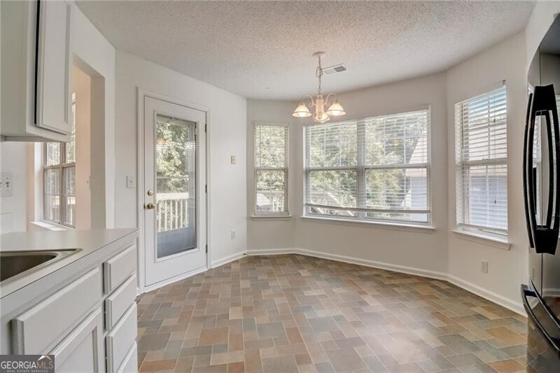 Acworth, Georgia 30101, United States, 4 Bedrooms Bedrooms, ,3 BathroomsBathrooms,Residential,Active,10252