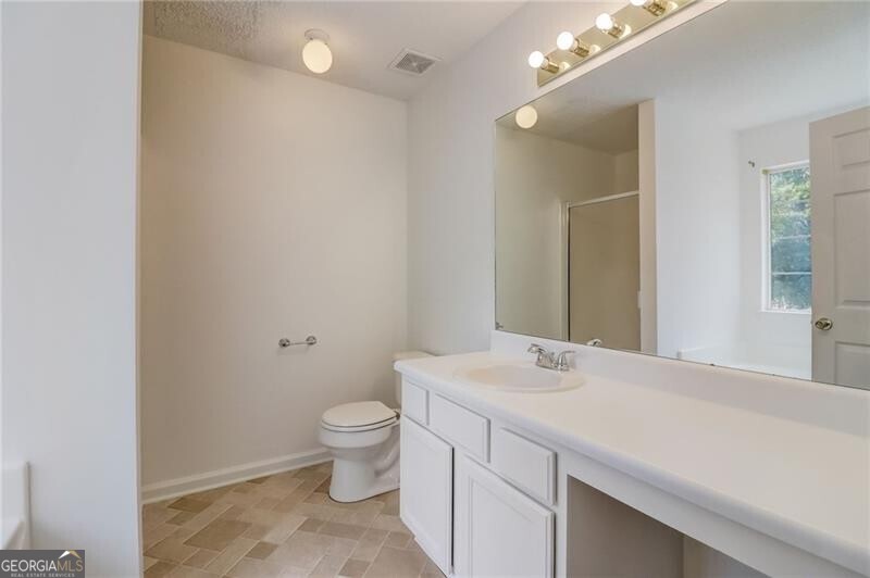 Acworth, Georgia 30101, United States, 4 Bedrooms Bedrooms, ,3 BathroomsBathrooms,Residential,Active,10252