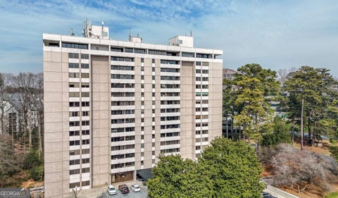 Photo of 3530 Piedmont Road NE #12F, Atlanta, GA 30305 (MLS # 10805519)