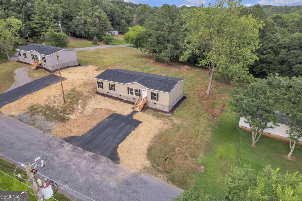 82 Spruce LN SE