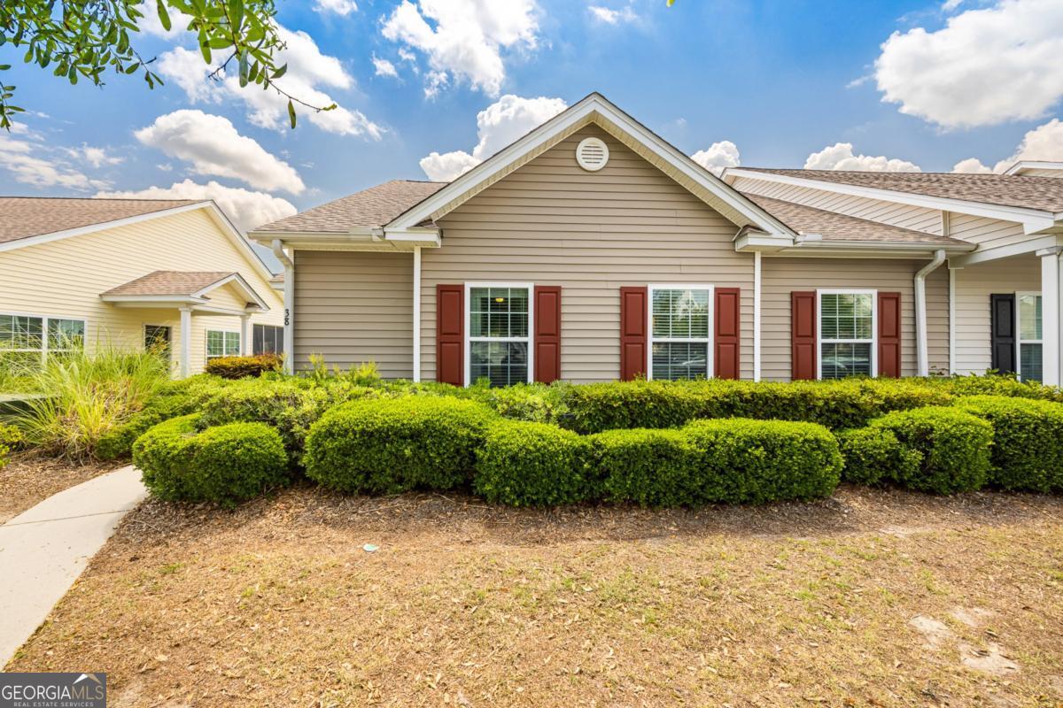 38 Travertine CIR