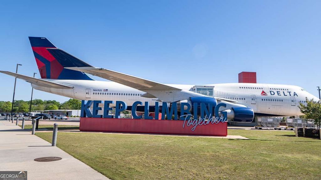 Photo of 3608 Georgia Avenue #2015, Hapeville, GA 30354 (MLS # 10733604)