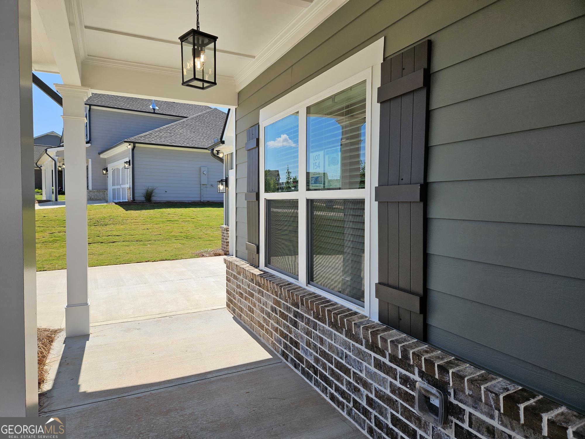 448 Banff DR