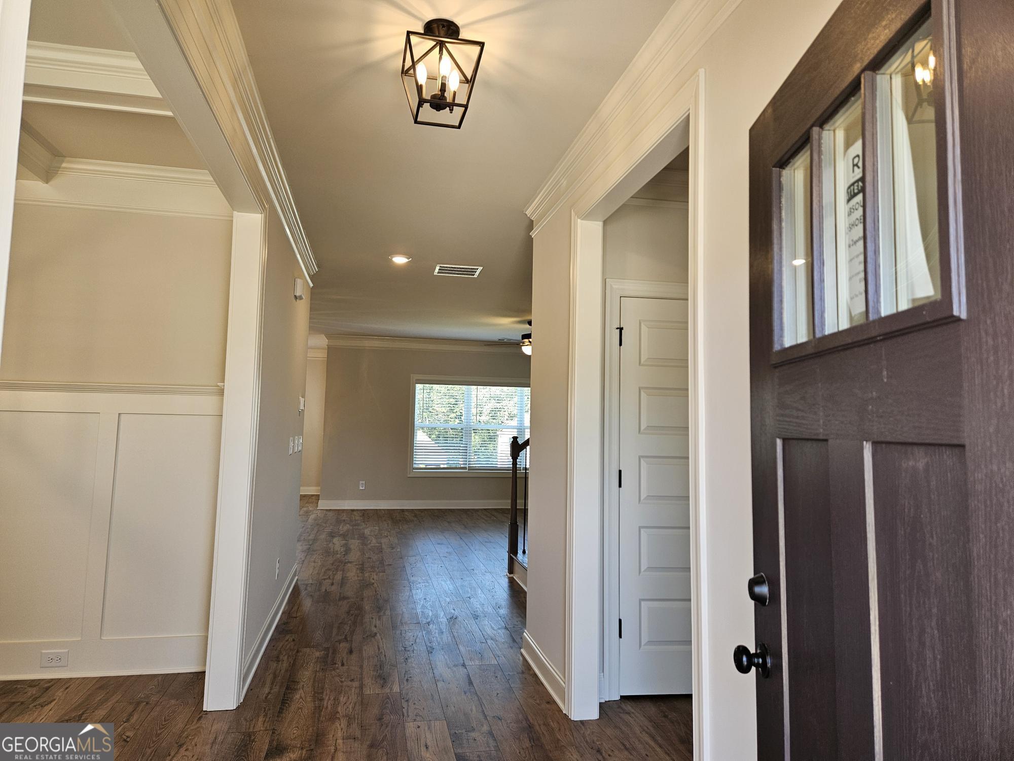 448 Banff DR