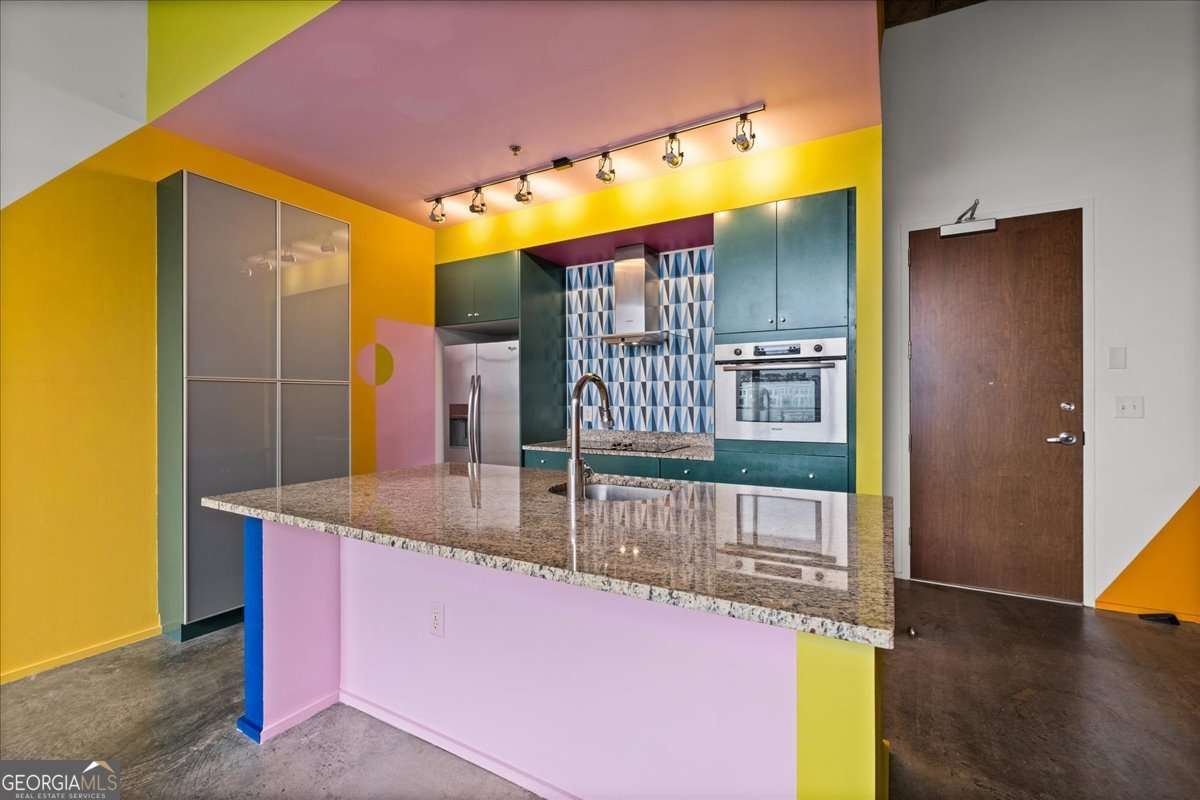 130 Arizona AVE NE 415