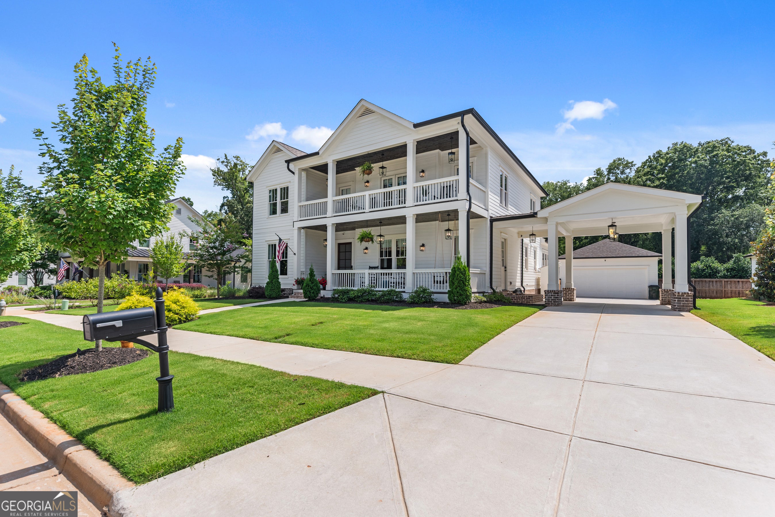 661 Foster Park LN