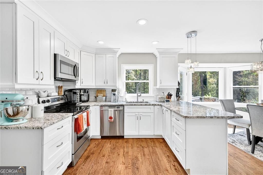 10905 Shallowford RD