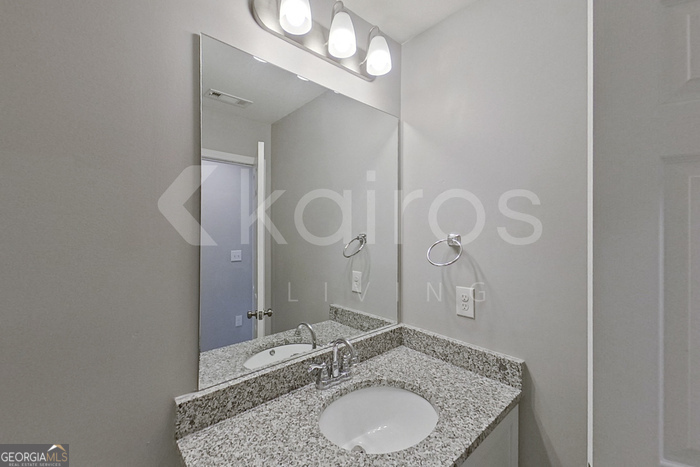 OLD GILLIAM CROSSING TOWNHOMES - Residential Lease