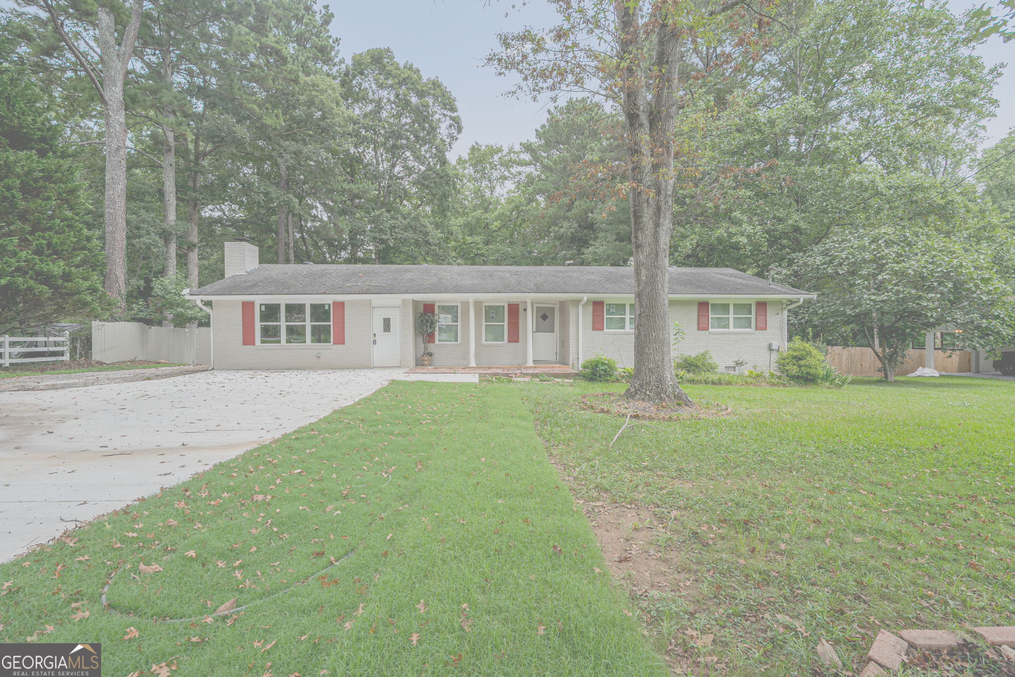 628 Creek View DR