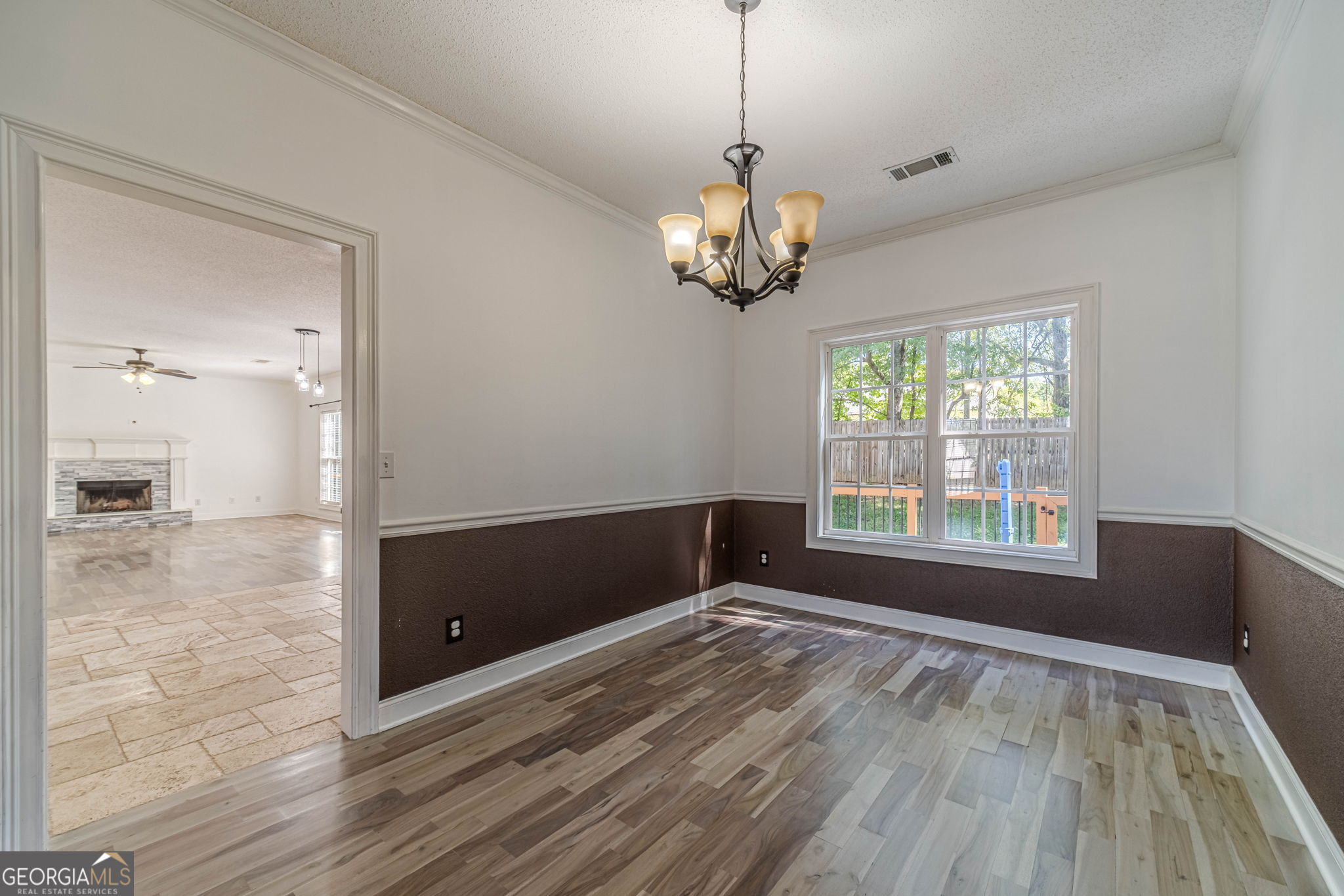 1530 Blakewood TRL