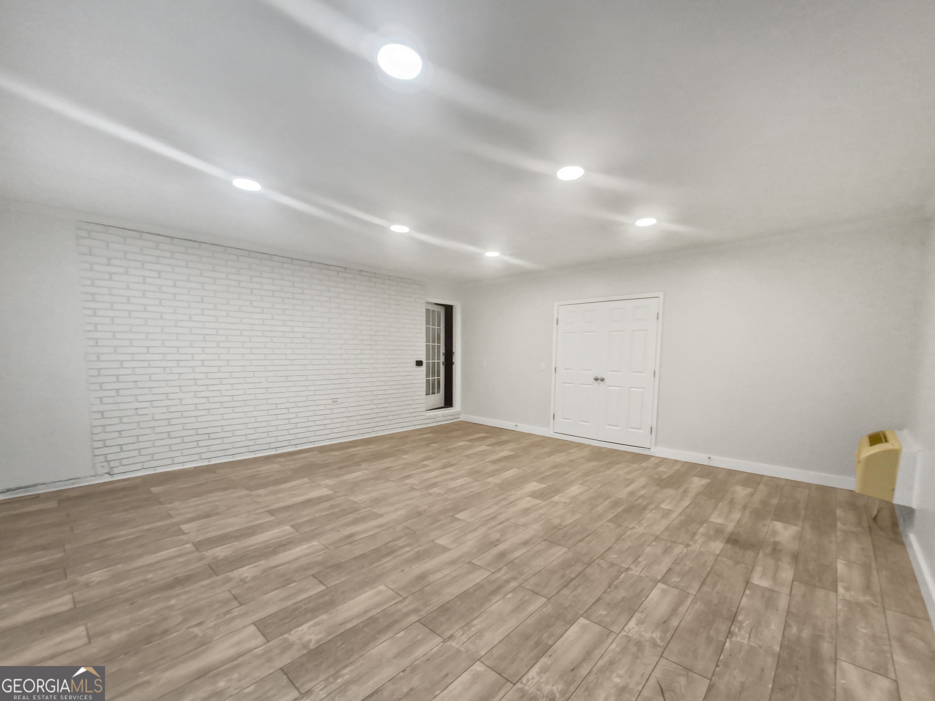 Dogwood Park - Residential