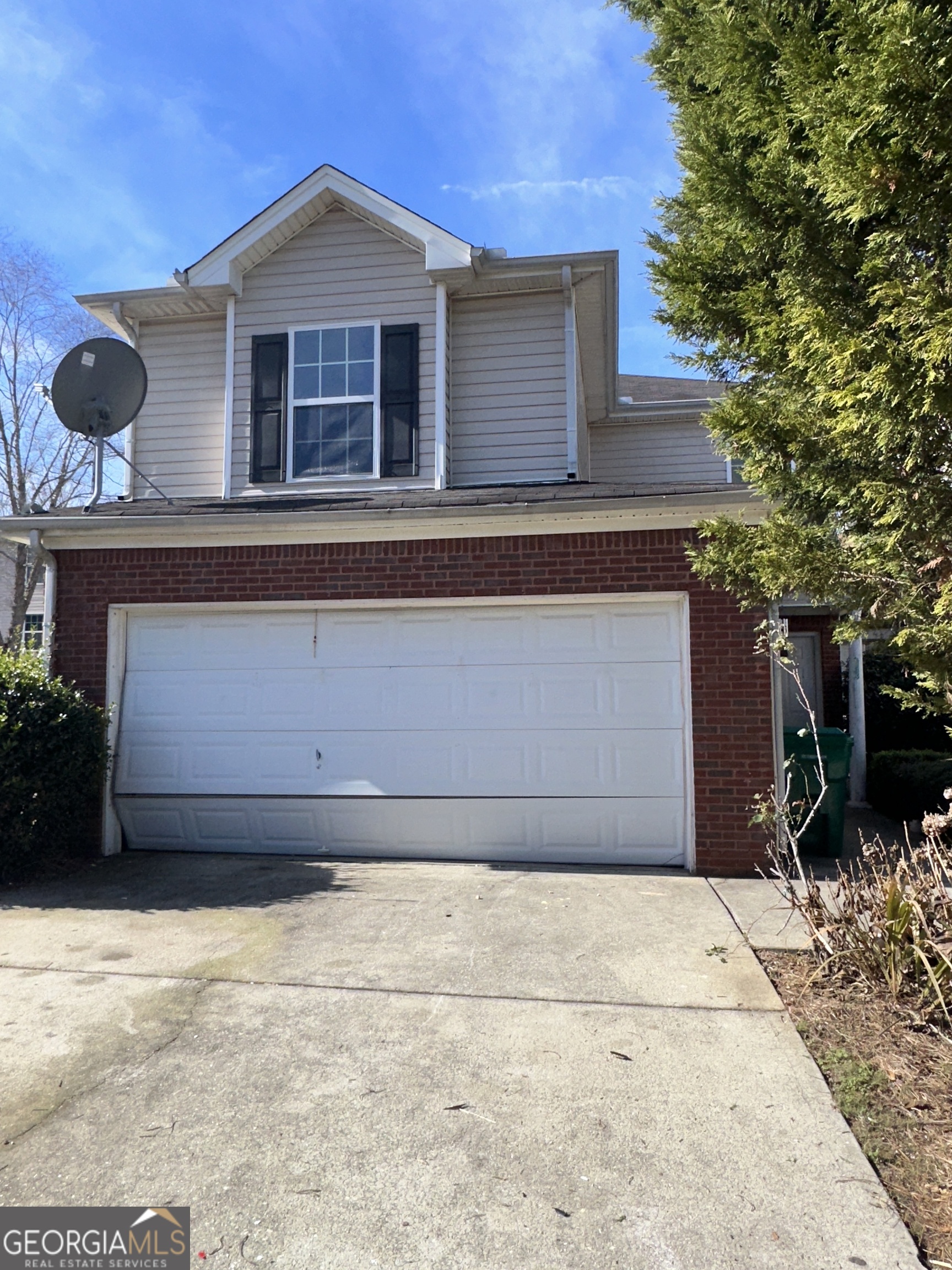 658 Carlton Pointe DR