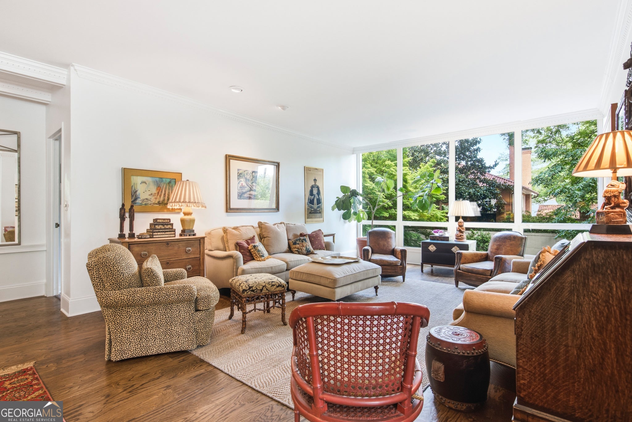 2575 Peachtree RD NE 2E