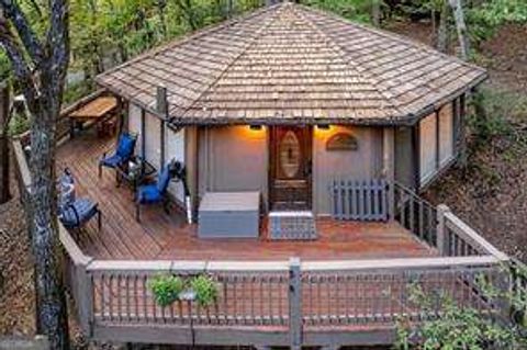 150 TREETOPPER CIR Big Canoe GA 30143