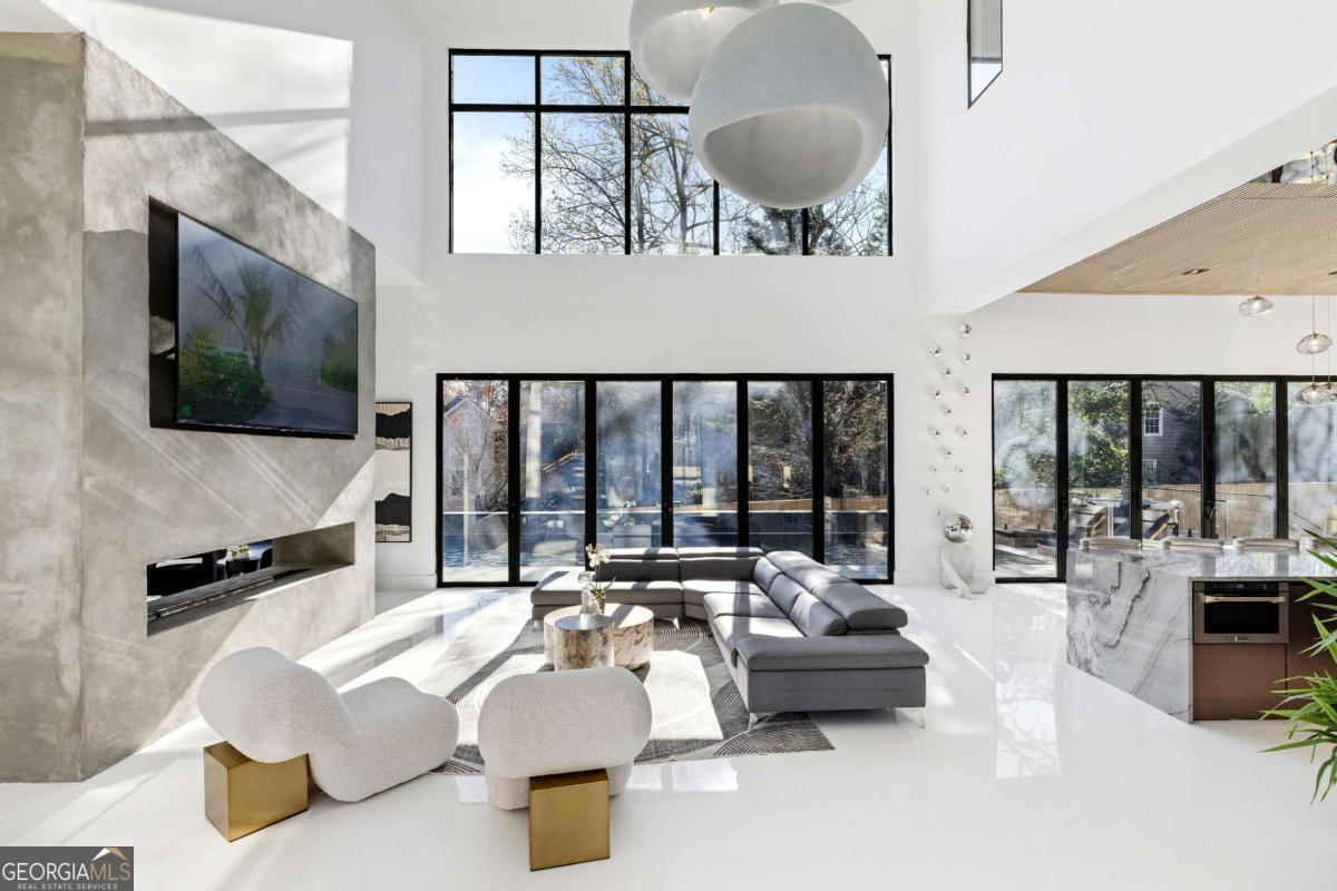 3600 Lower Roswell RD