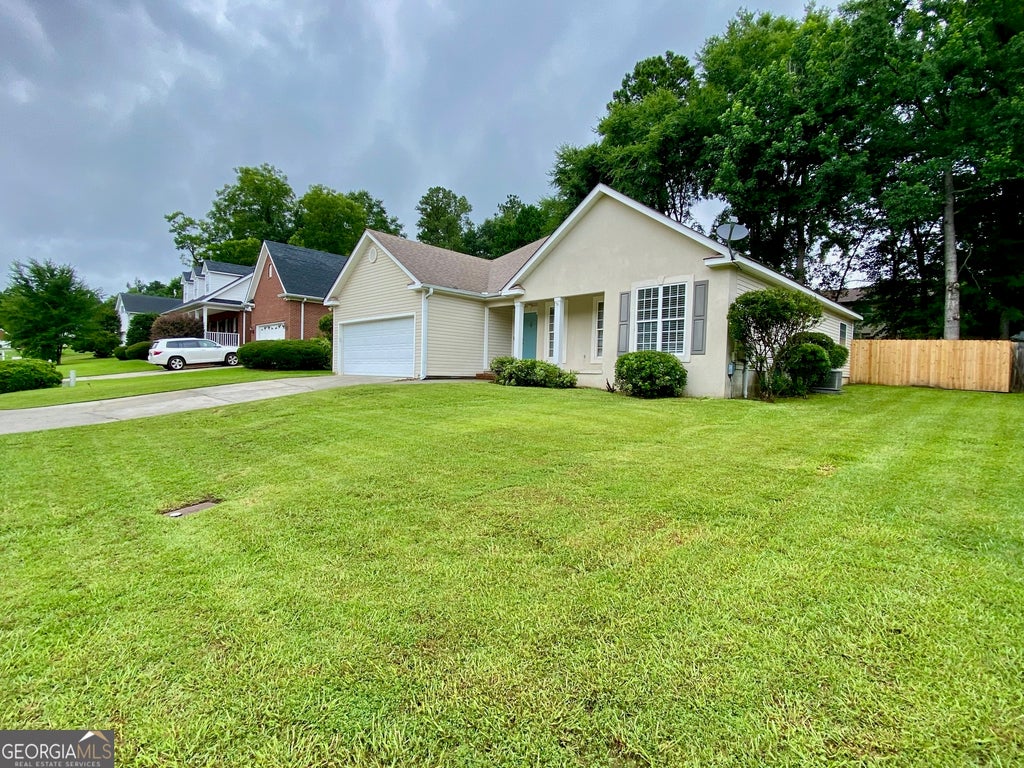 Photo of 525 Sugarloaf Drive, Macon, GA 31204 (MLS # 10787116)