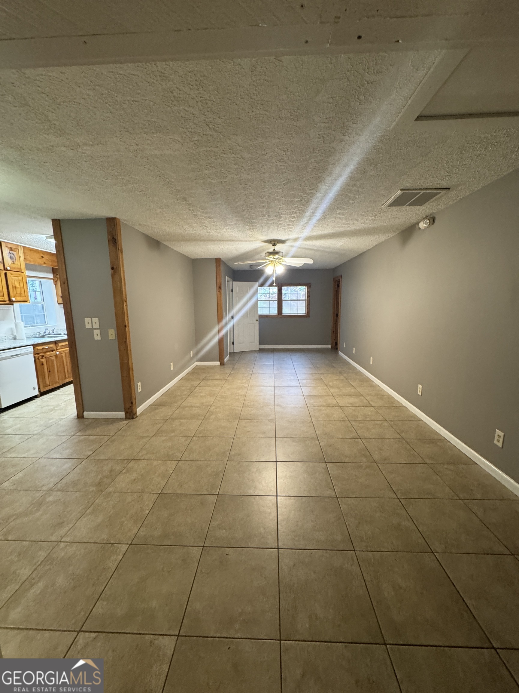 148 Glenn Head RD