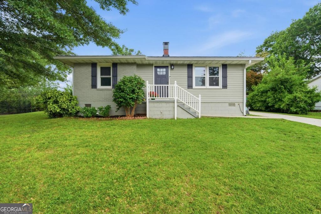 Photo of 851 Mclinden Avenue SE, Smyrna, GA 30080 (MLS # 10773953)