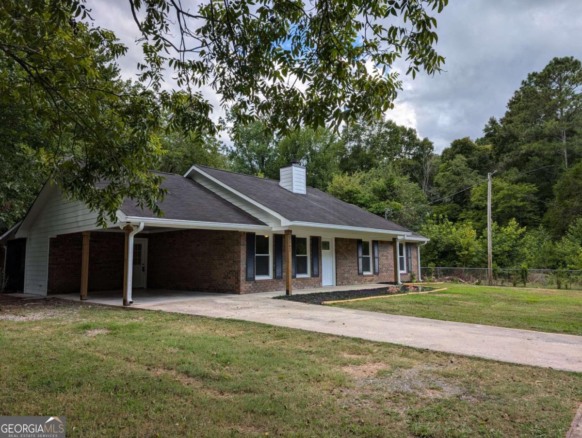 1162 New Rosedale RD NE