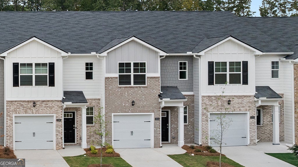 Photo of 2035 Windward Road, Stone Mountain, GA 30088 (MLS # 10851028)