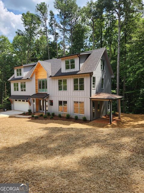 A home in Dawsonville